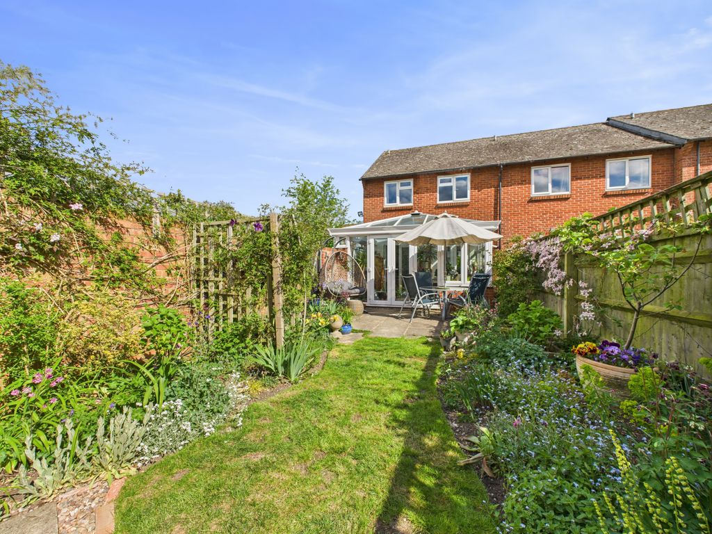 Property photo 1 of 15 Garden New