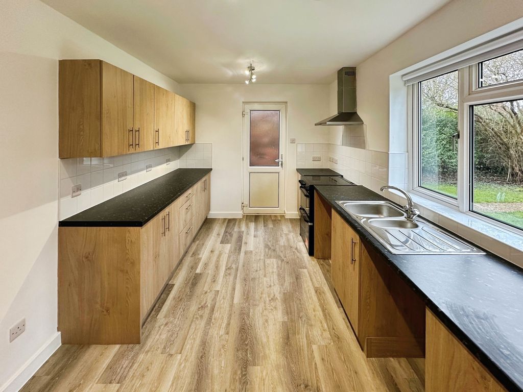 Property photo 2 of 23 Image