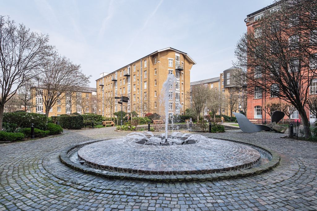 Property photo 2 of 29 Park-West-Building-26 (16).Jpg