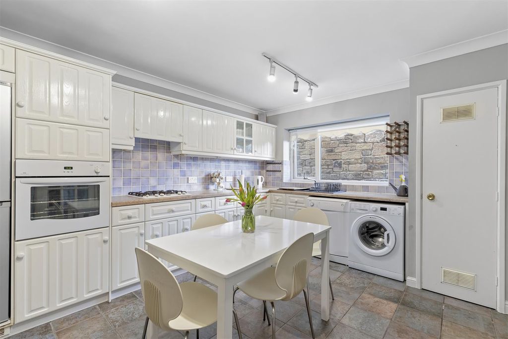 Property photo 3 of 14 Kitchen.Jpg