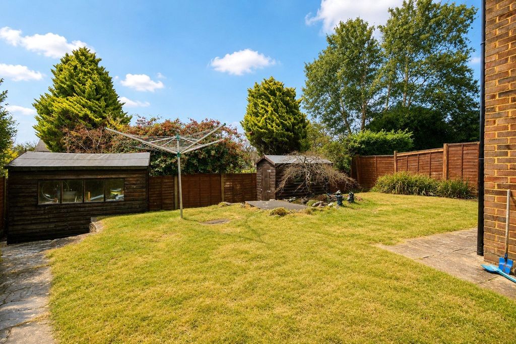 Property photo 3 of 11 Picture No. 16