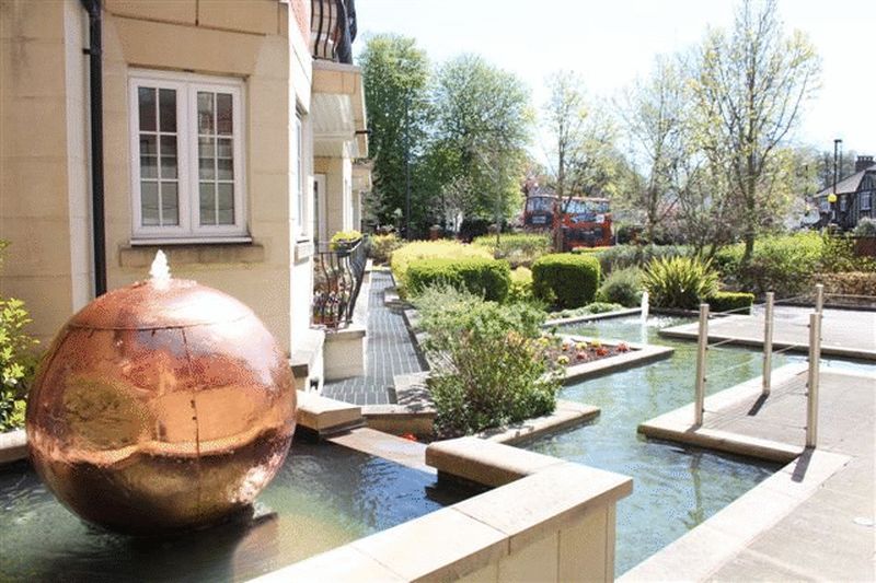 Additional image 12 of 5 bed flat for saleEastcote Road, Pinner, Middlesex HA5
