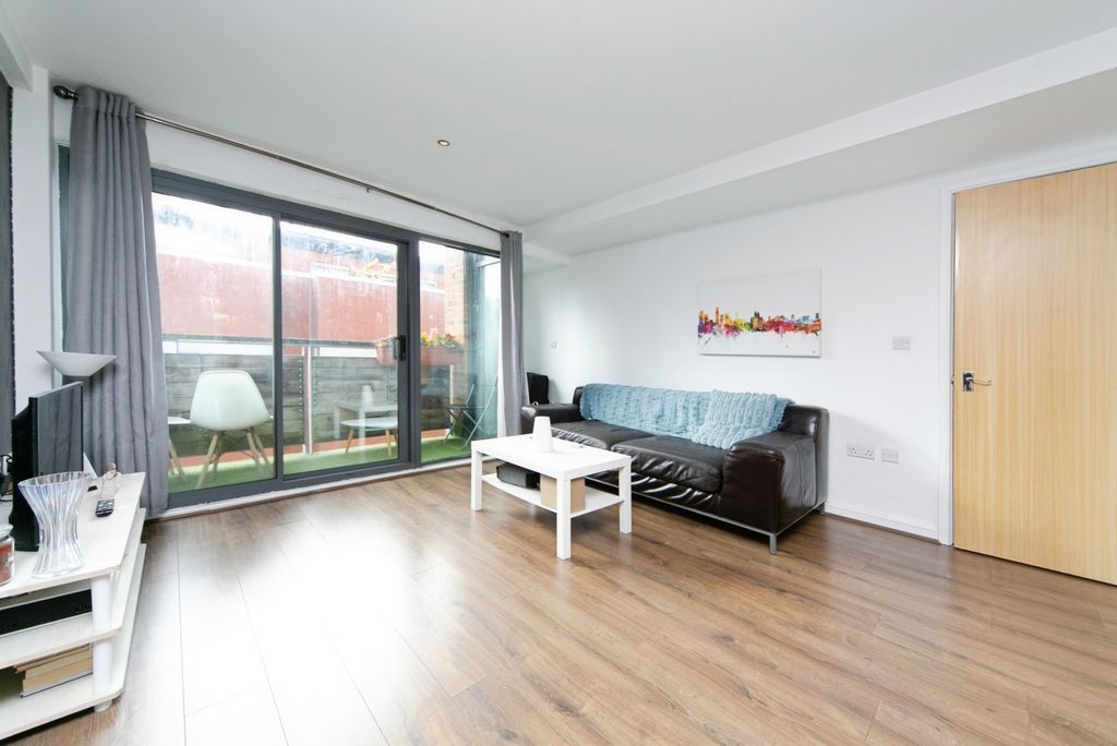 Property photo 1 of 17 Photo