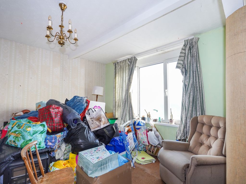 Property photo 2 of 8 Image 2