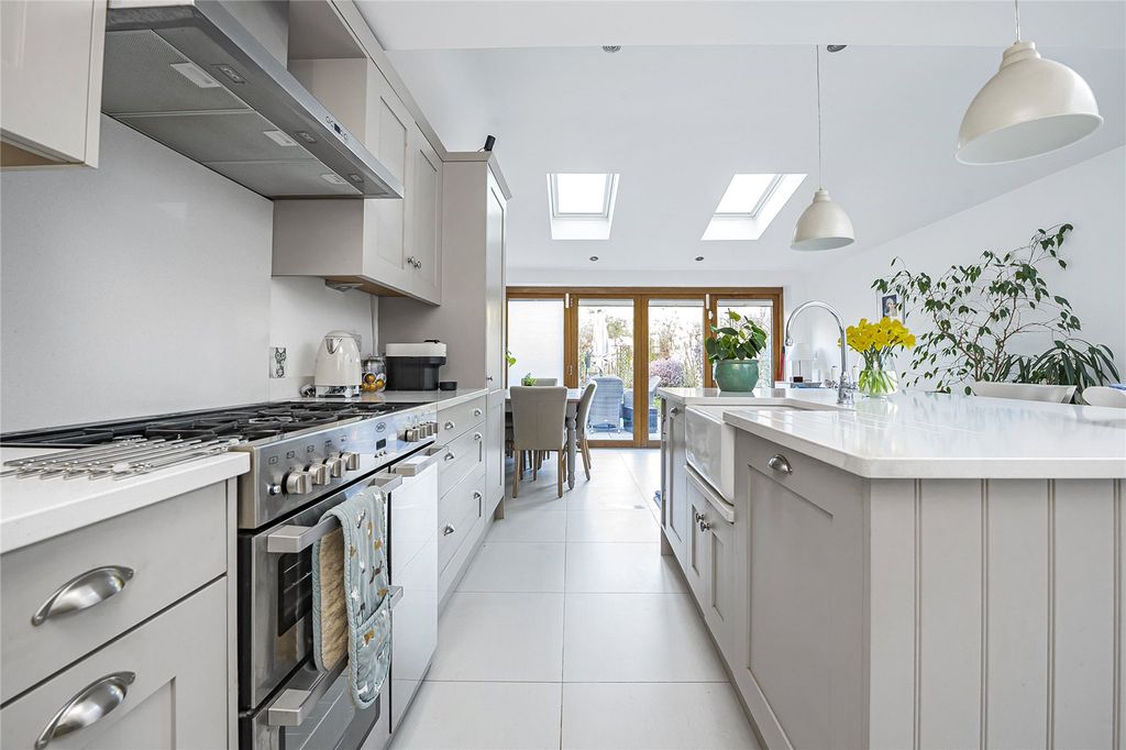 Property photo 3 of 26 Picture No. 21