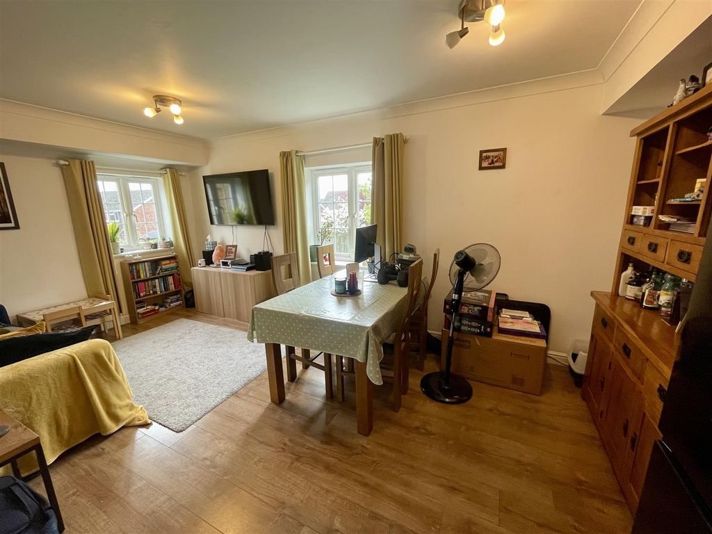 Property photo 2 of 11 Img_0707.Jpeg