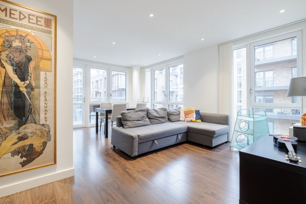 Property photo 2 of 19 Rivulet Apartments