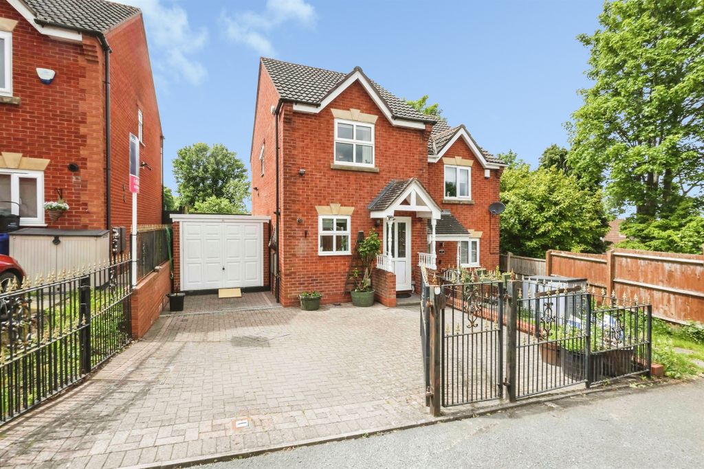 Property photo 1 of 15