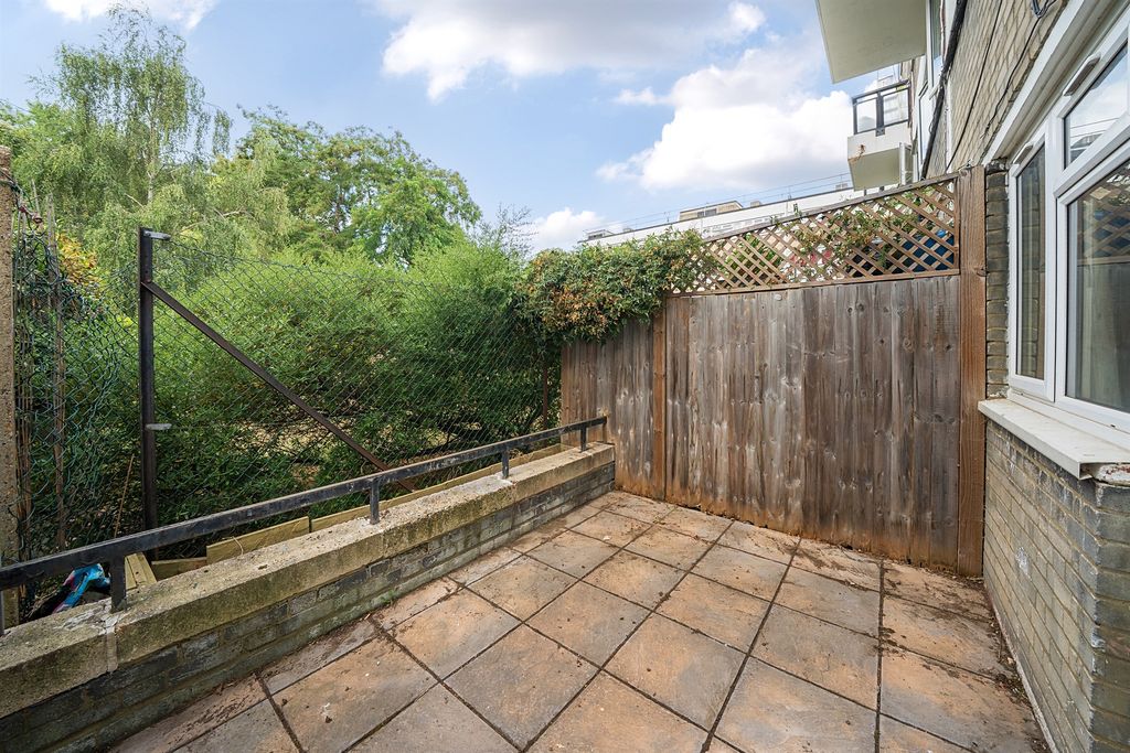Property photo 2 of 13