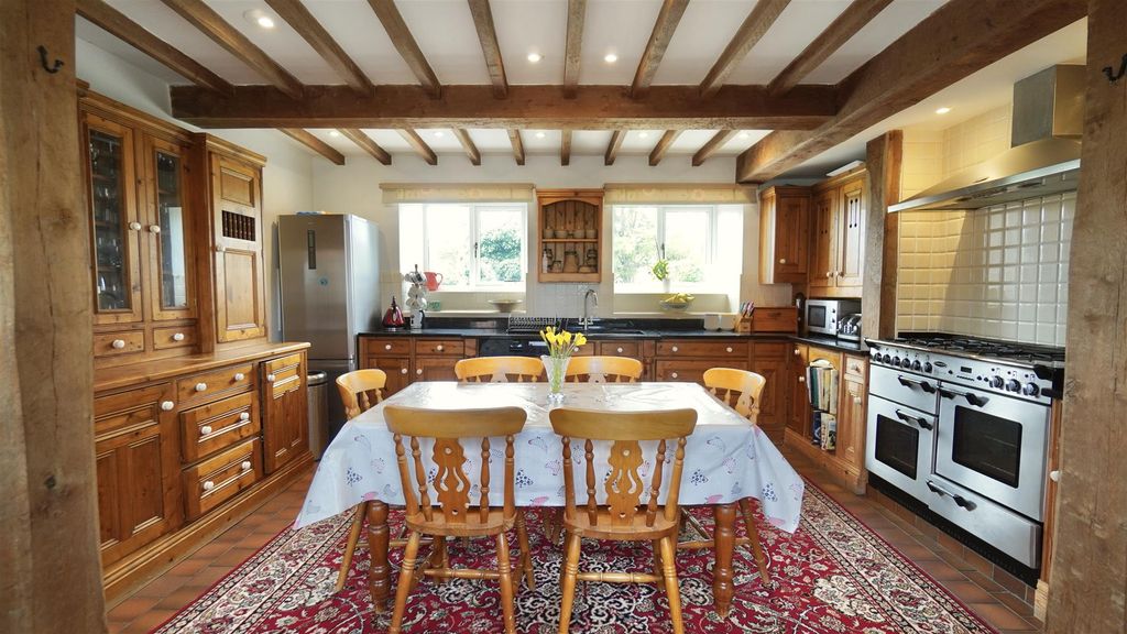 Property photo 2 of 45 Dining Kitchen.Jpg