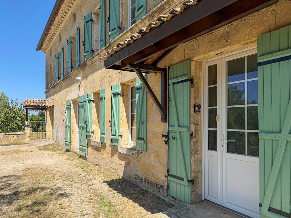 Property photo 2 of 18