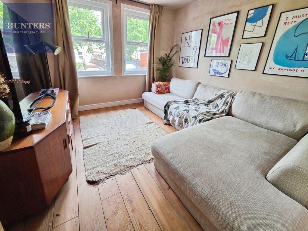 Property photo 2 of 20 Pbox-Img.Jpg