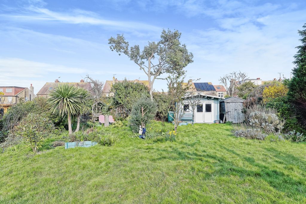 Property photo 2 of 15 Photography