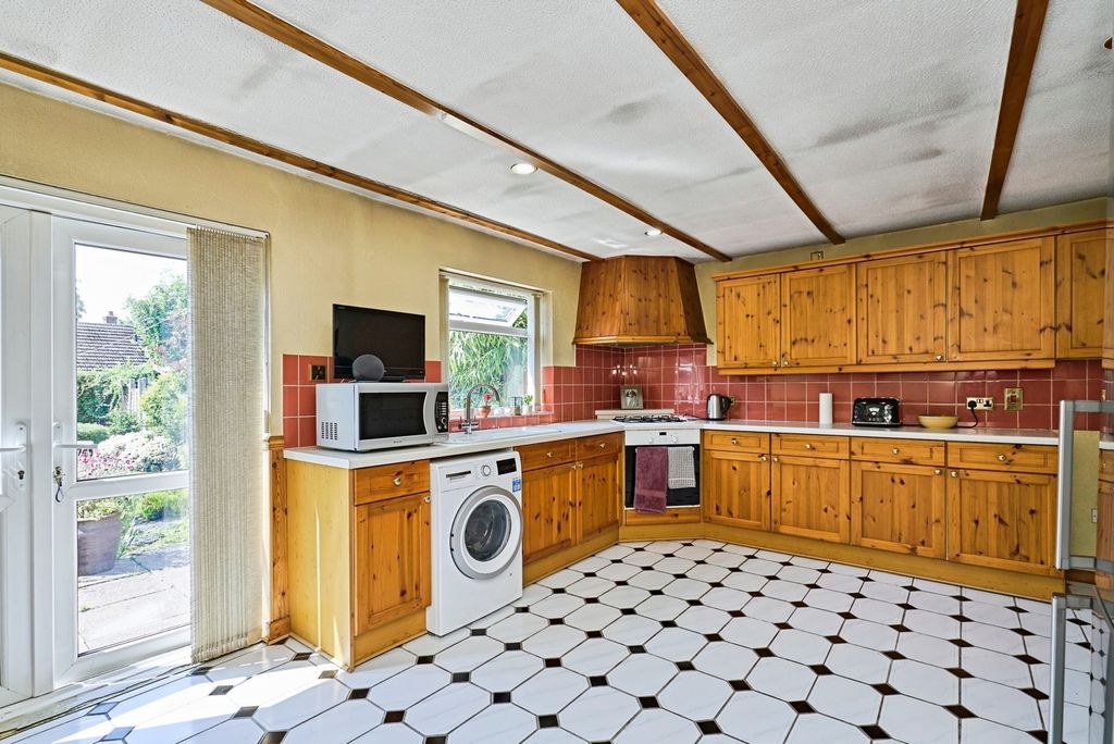 Property photo 3 of 20 Pbox-Img.Jpg