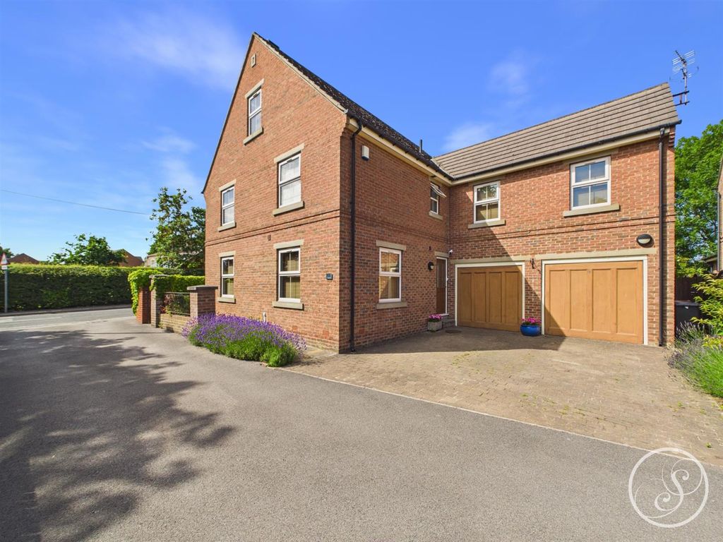 Property photo 1 of 37 External