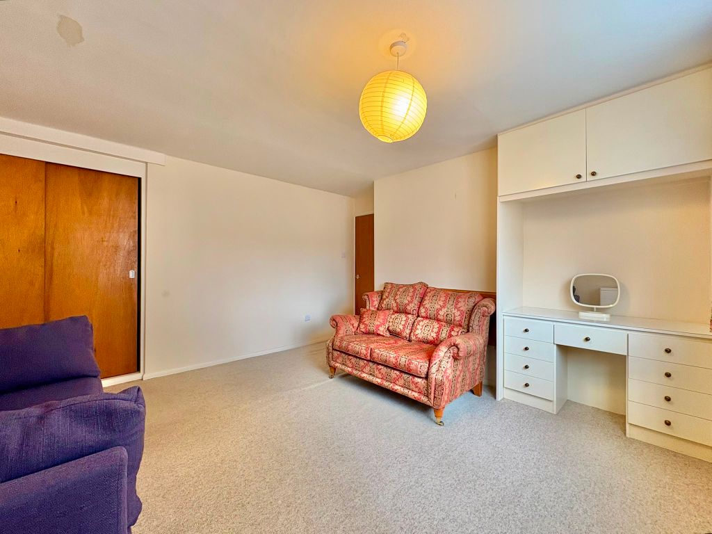 Property photo 3 of 23