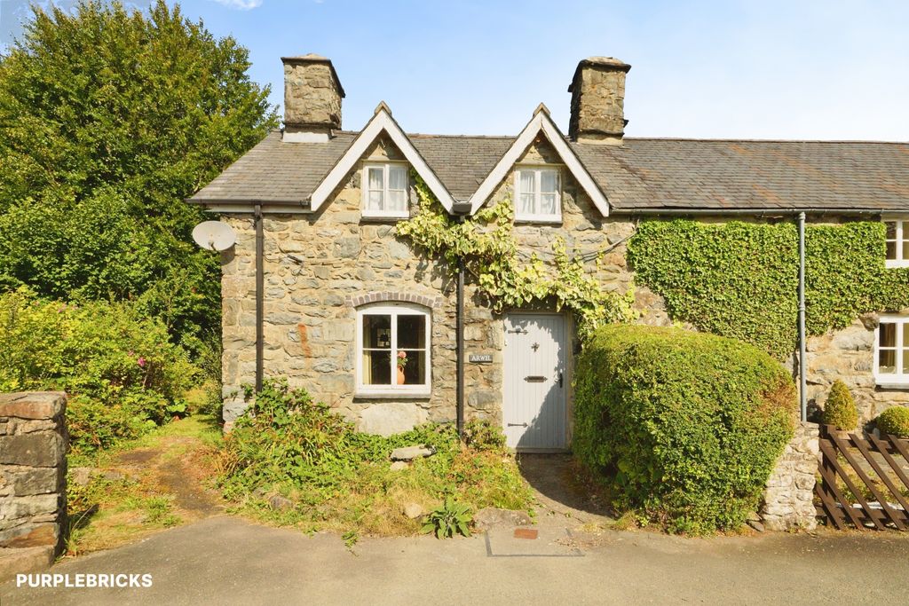 Property photo 2 of 24