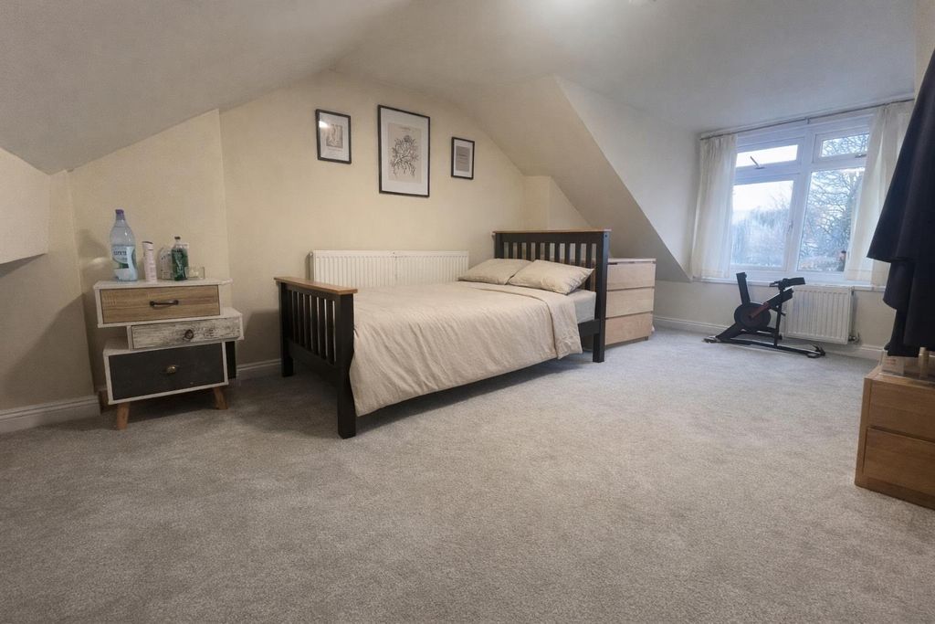 Property photo 1 of 6 Image