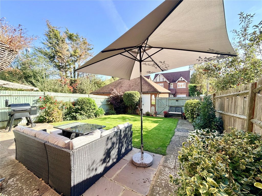 Property photo 2 of 10 Picture No. 18