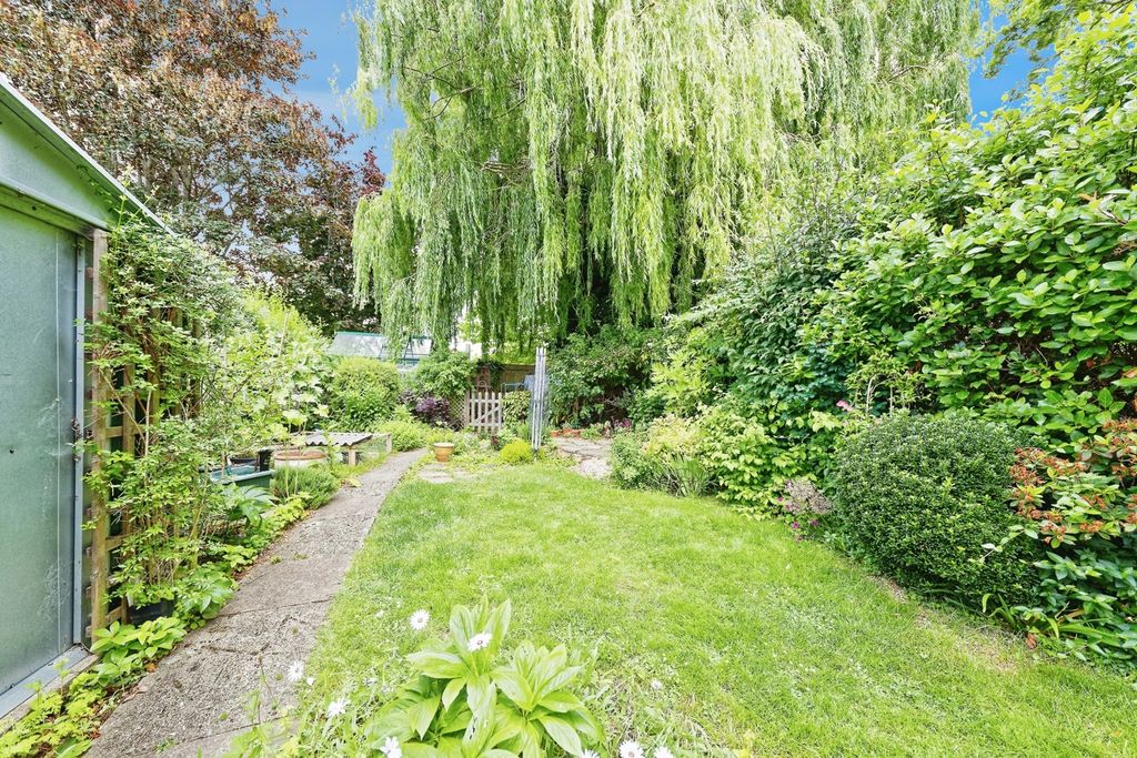 Property photo 2 of 16 Photo