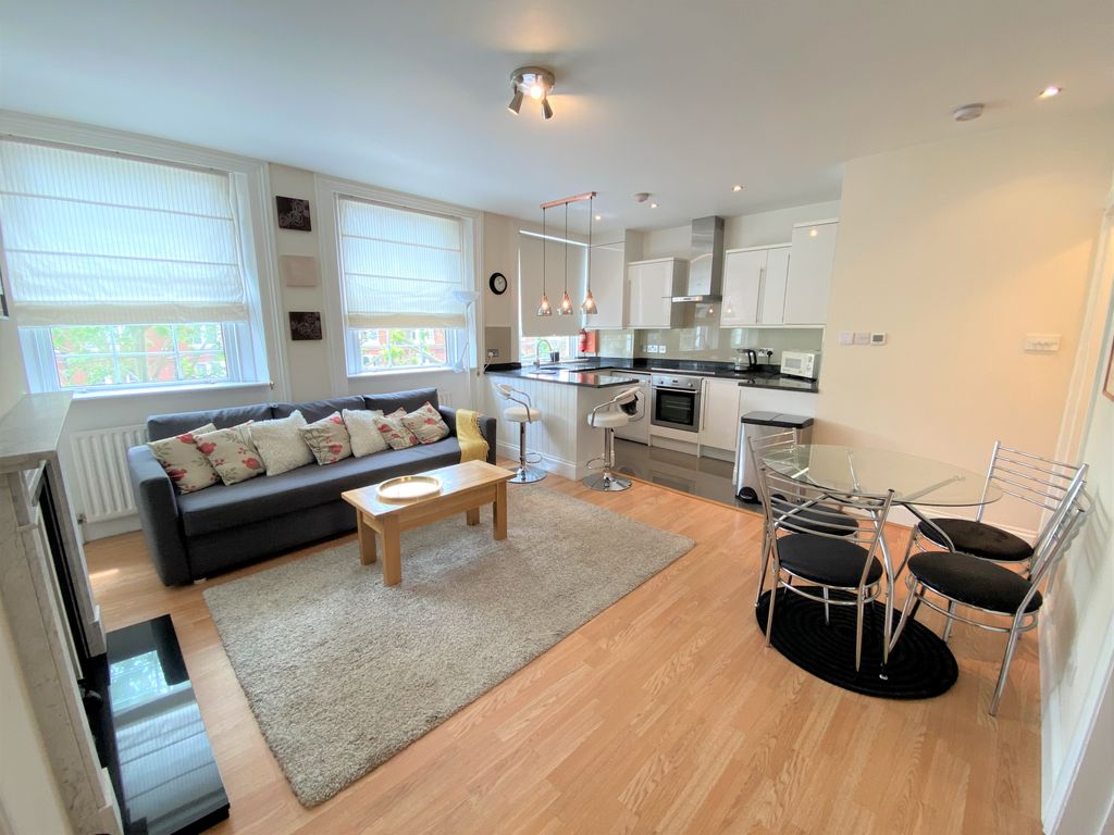Property photo 1 of 8 Img_6375