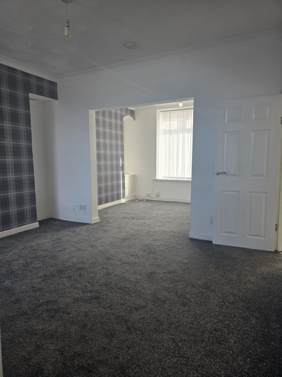 Property photo 3 of 26