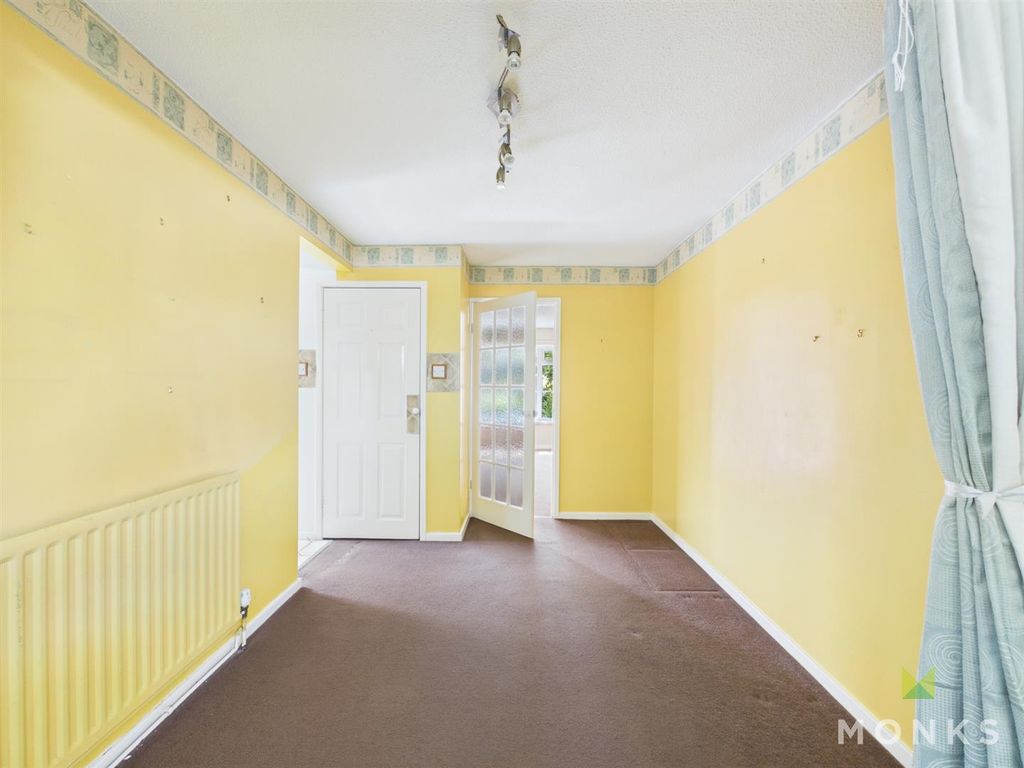 Property photo 3 of 11 Cam03644G0-Pr0056-Still007.Jpg