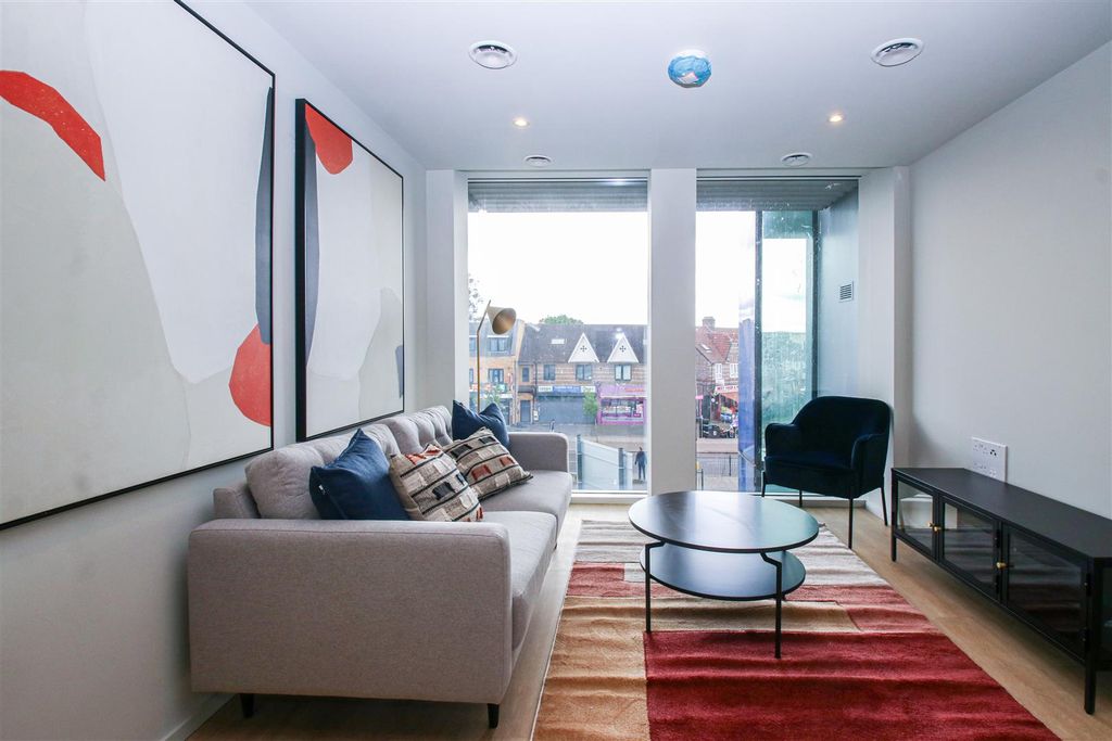 Property photo 1 of 17 Flat 43_6.Jpg