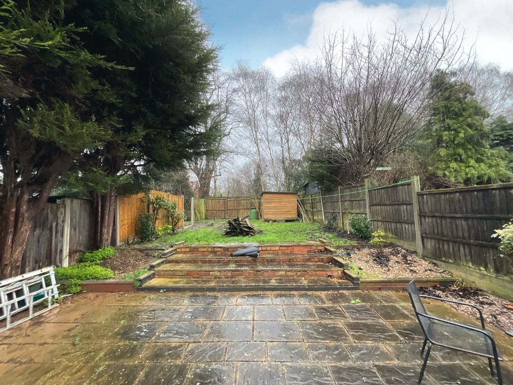 Property photo 2 of 18 744F738F-34D3-4830-8F20-2Bf3Beab1Aa3