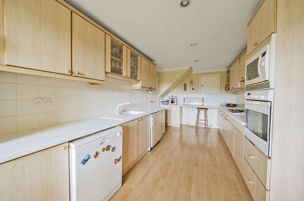 Property photo 3 of 33 1241031 (12).Jpg