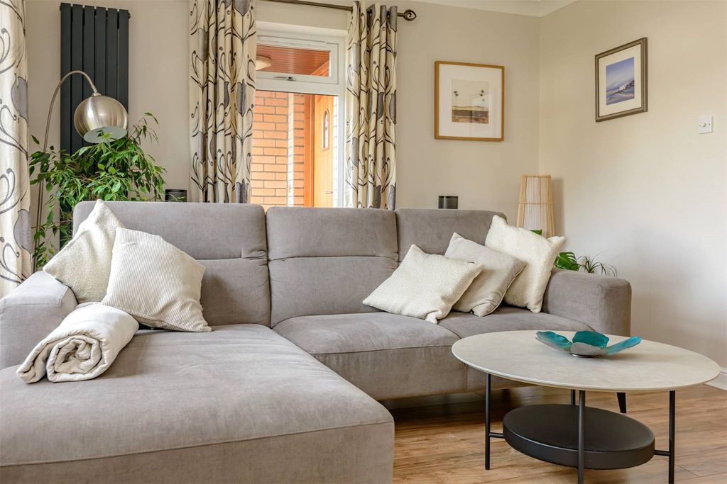 Property photo 3 of 20 Picture No. 09