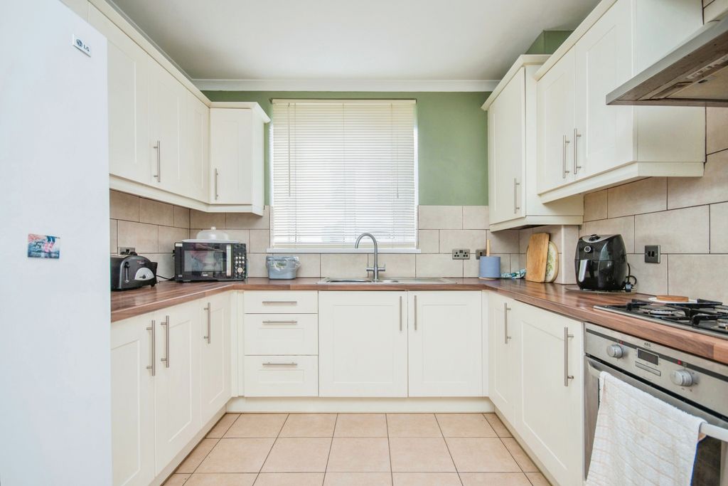 Property photo 3 of 16 Photography