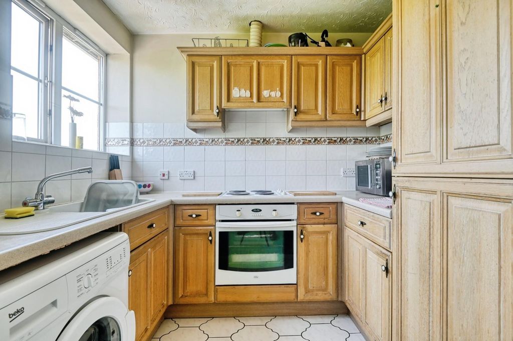 Property photo 2 of 14 10Tud17.Jpg