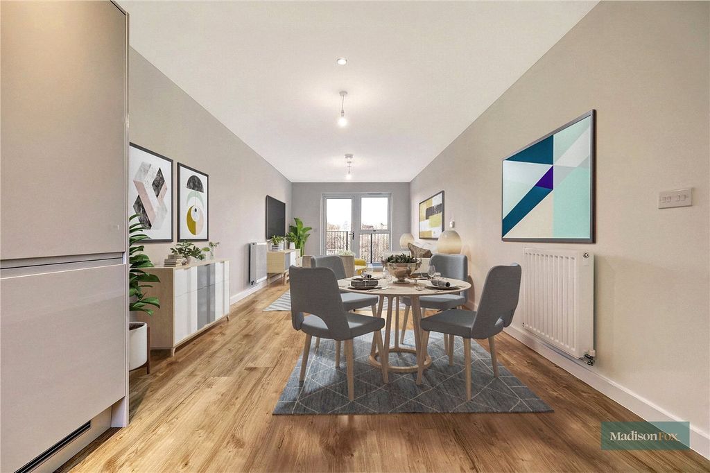 Property photo 3 of 12 Picture No. 15