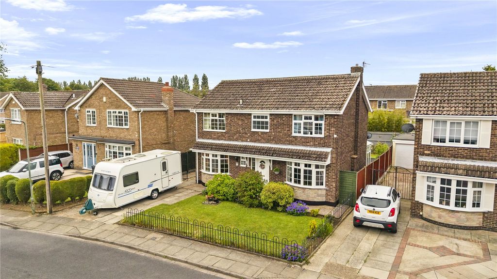 Property photo 1 of 32 Picture No. 17