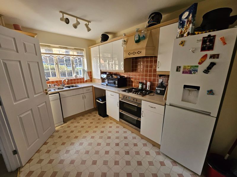 Property photo 3 of 15 Photo 1