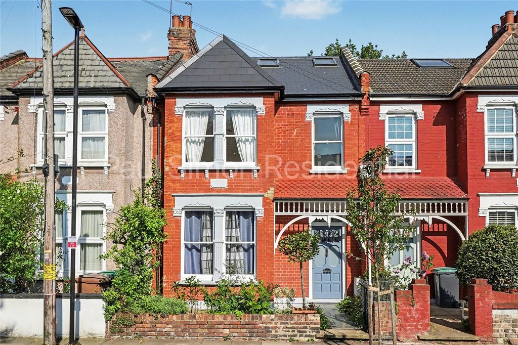 Property photo 2 of 25 Picture No. 21