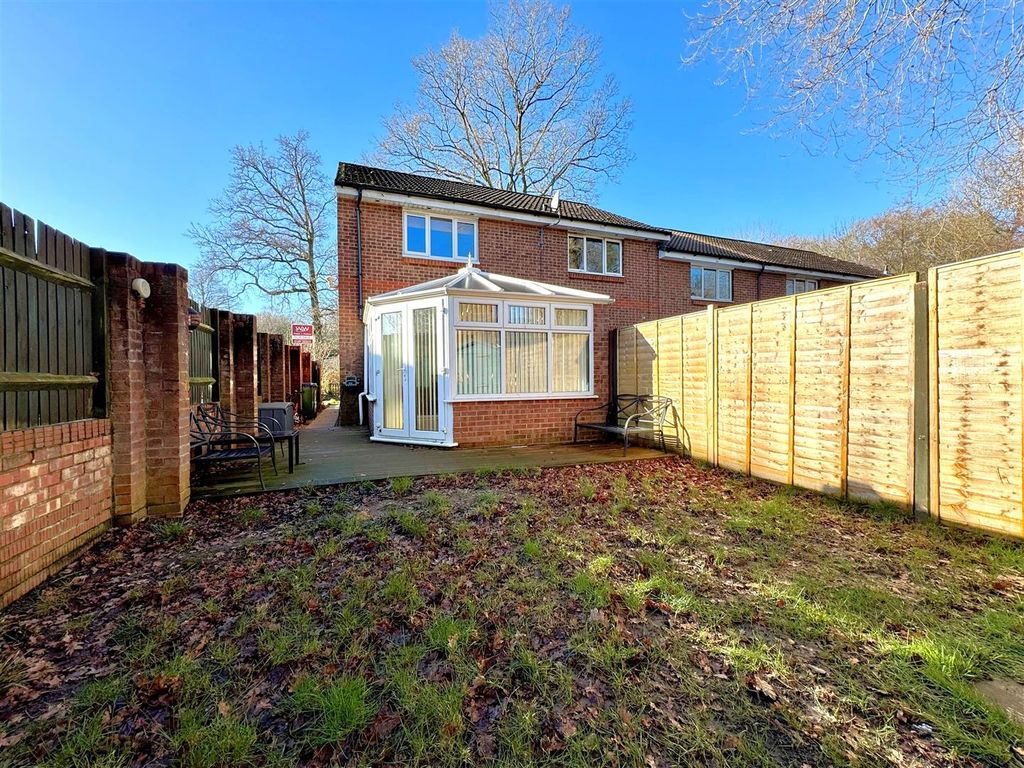 Property photo 3 of 13 Garden 2.Jpg