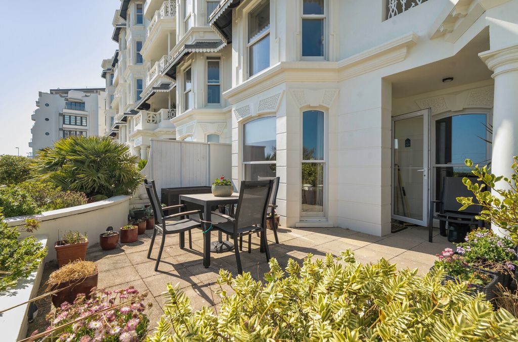 Additional image 17 of 2 bed flat for saleMarine Parade, Worthing, West Sussex BN11