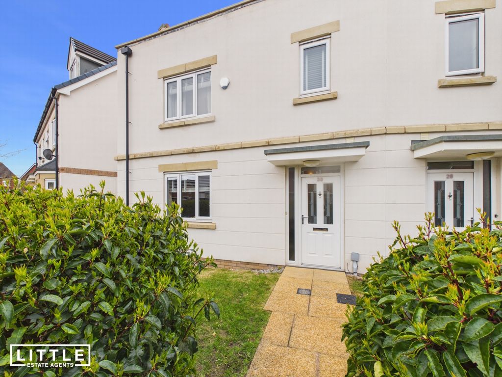 Property photo 1 of 25 Photo 4