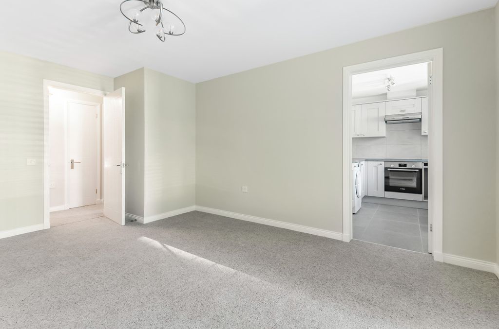 Property photo 3 of 12 875947 (14).Jpg