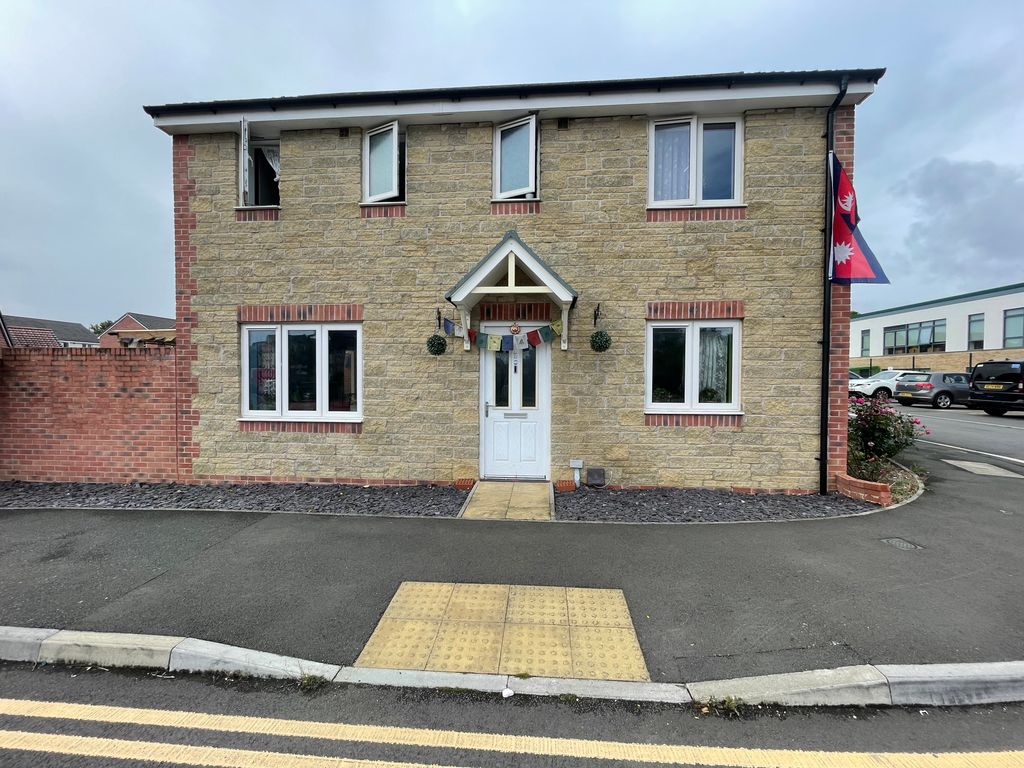 Property photo 1 of 10