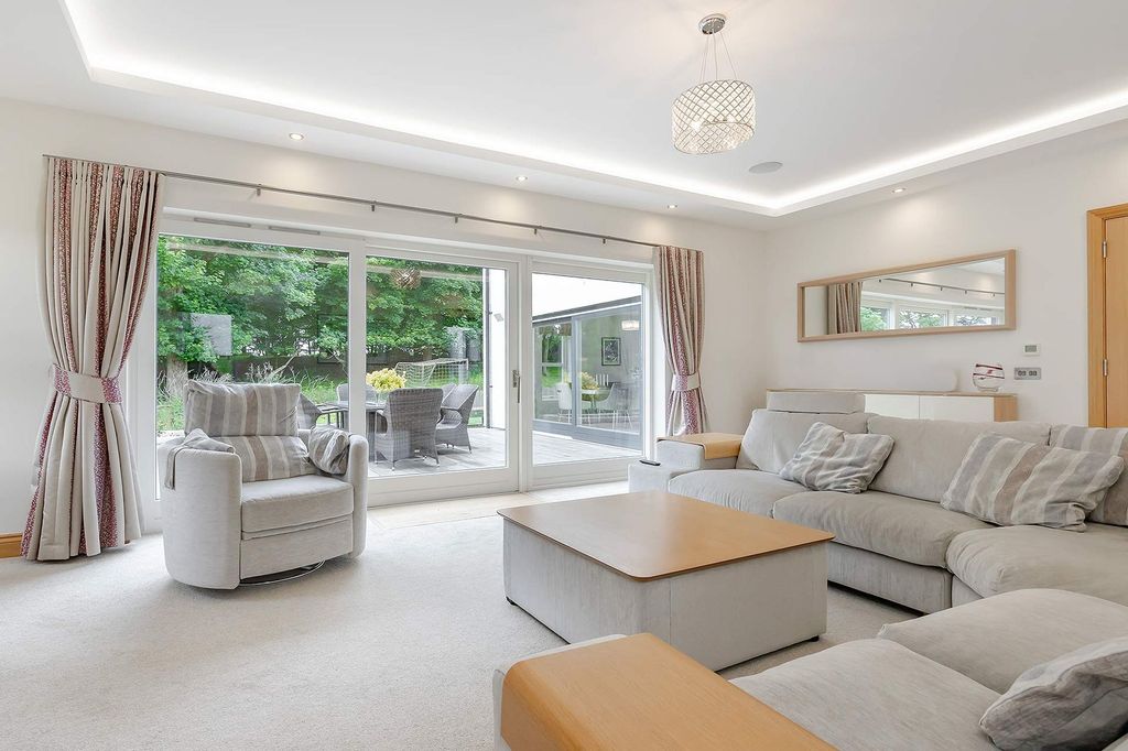 Additional image 18 of 5 bed detached house for saleInglis Place, Larbert FK5