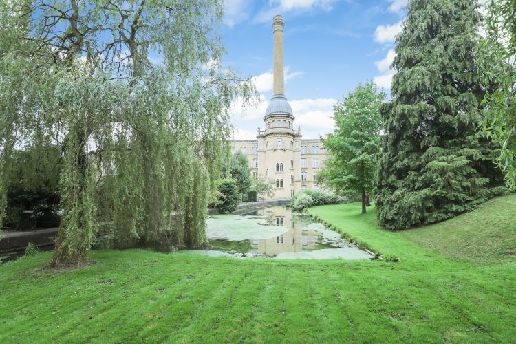 Property photo 1 of 10 232798
