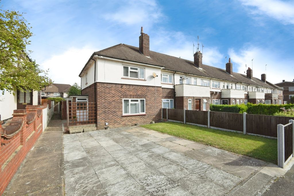 Property photo 2 of 13