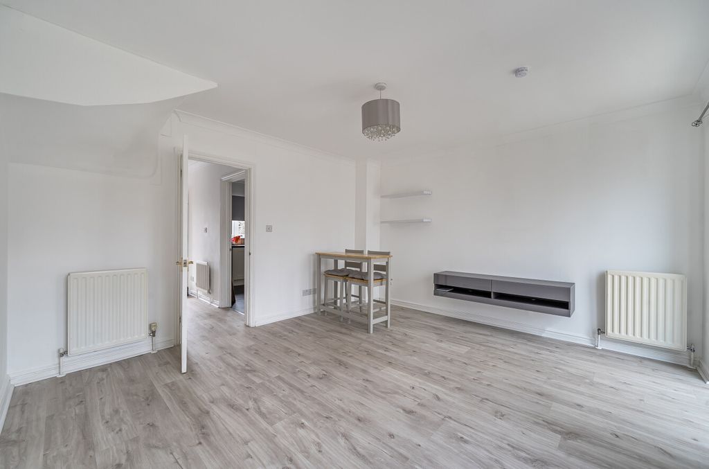 Property photo 2 of 21 1381722-14-694026...