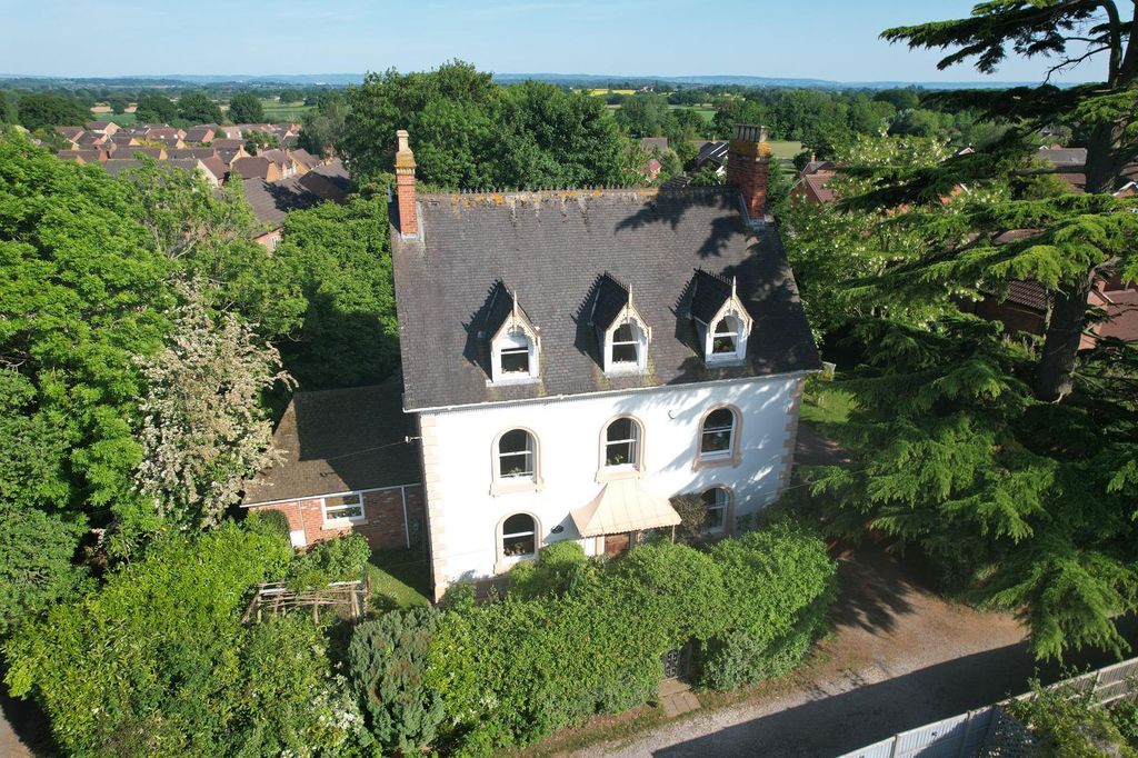 Property photo 1 of 25