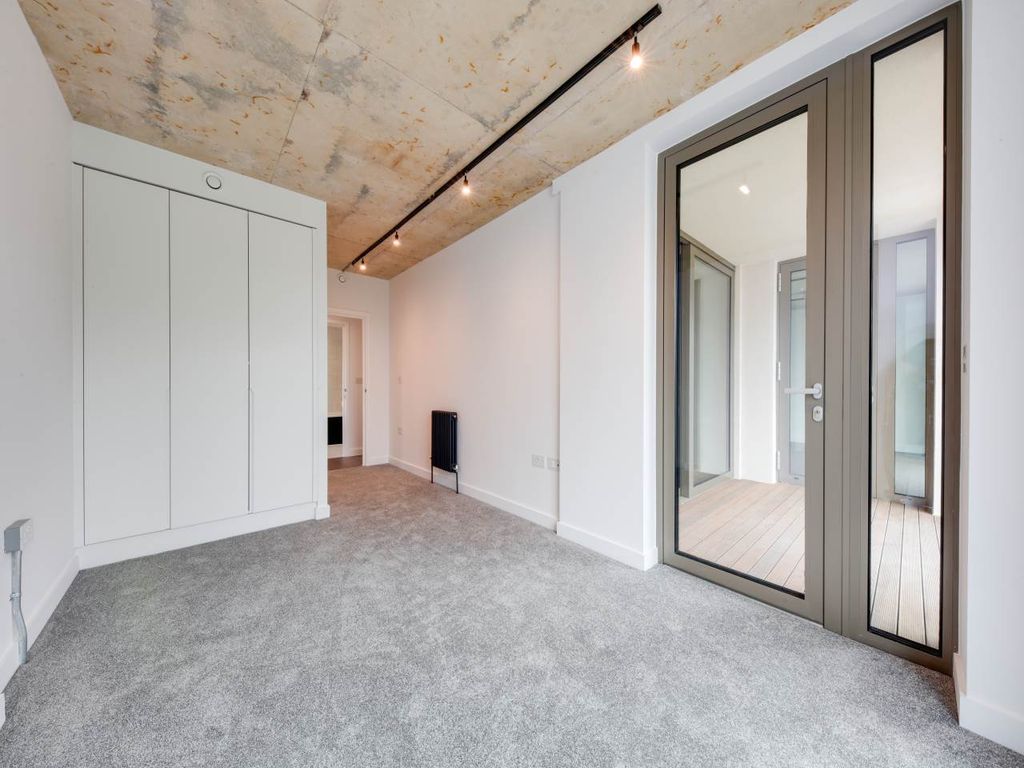 Property photo 3 of 7 Bed1_Mg_9736