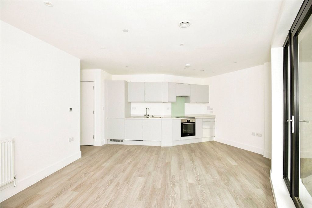 Property photo 2 of 10 Kitchen Living Diner