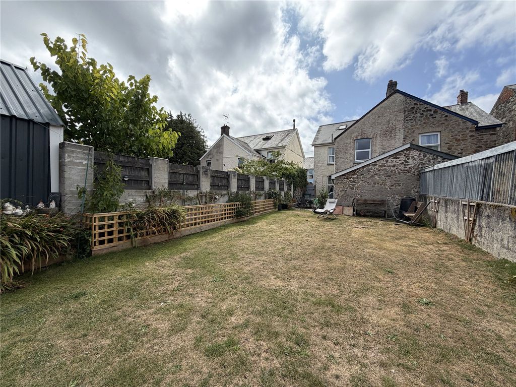 Property photo 3 of 18 Picture No. 24